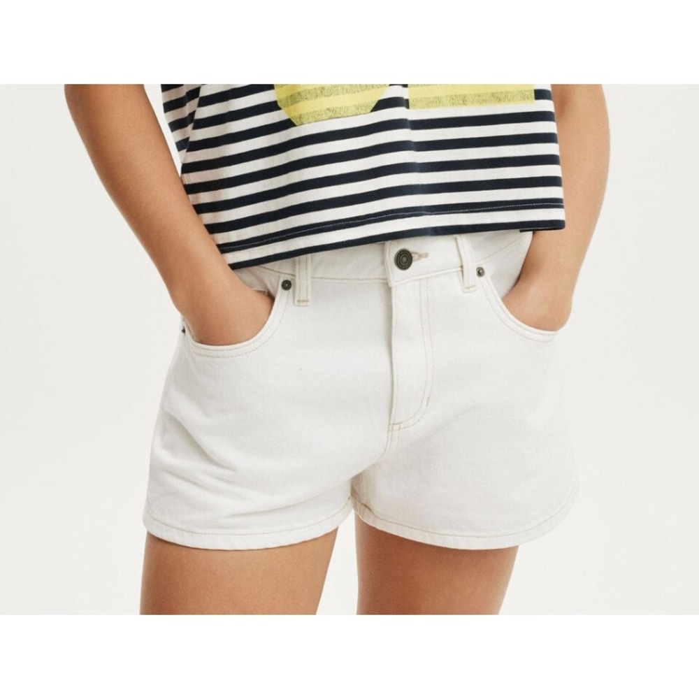 Cotton On High Rise Mom Jean Shorts White Denim Size US 4 100% Cotton